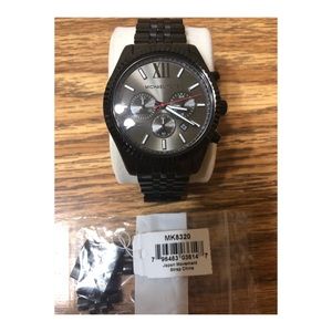 Michael Kors
Oversized Lexington Black-Tone Watch